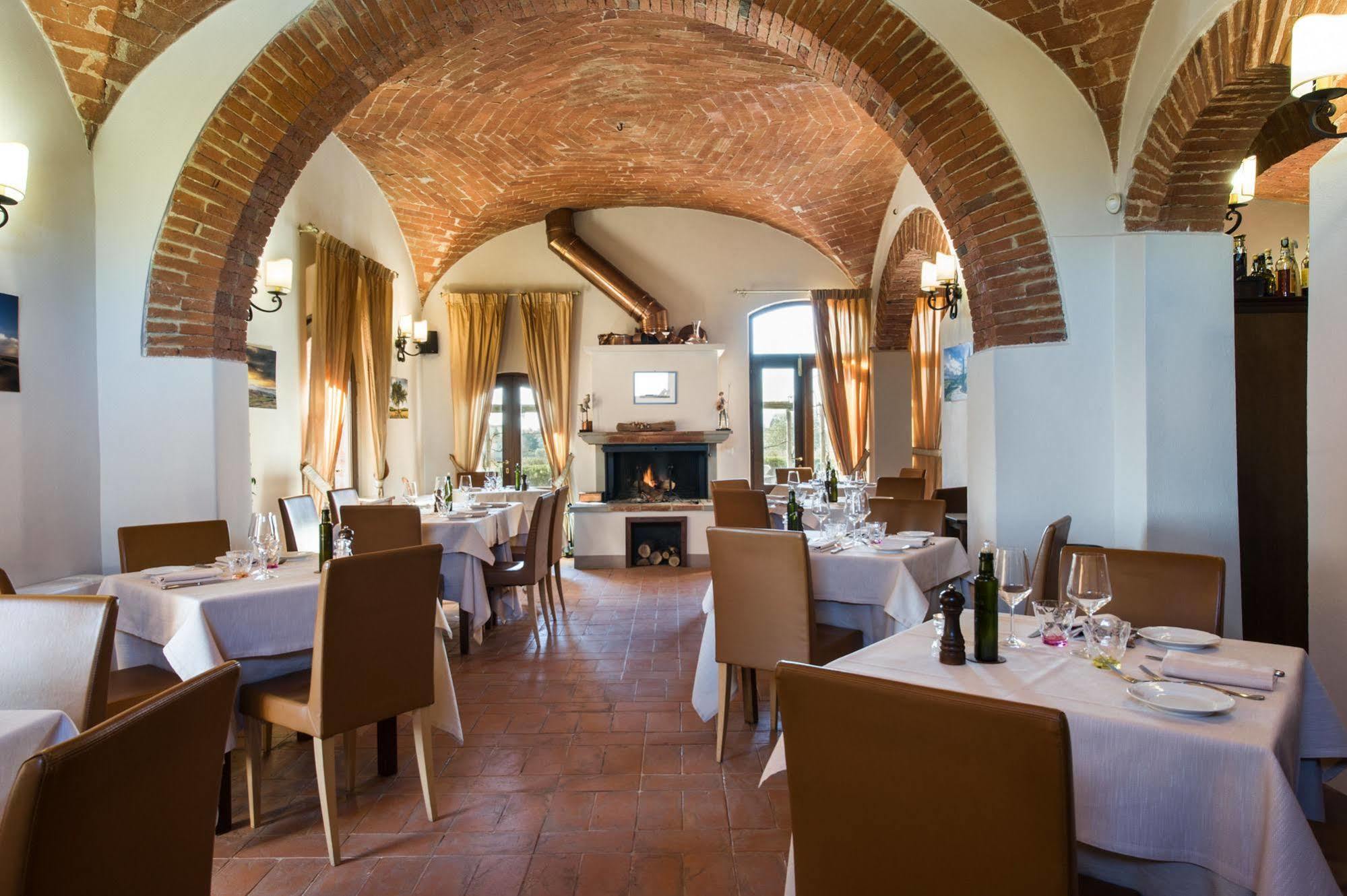 Hotel Relais La Leopoldina Bettolle Exterior foto